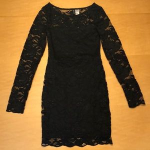 H&M long sleeve lace dress